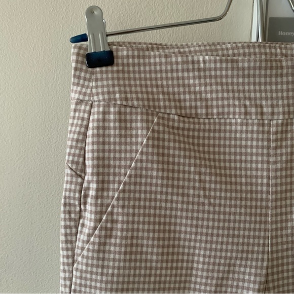 Camber & Grace Gingham Pant - Picture 5 of 10